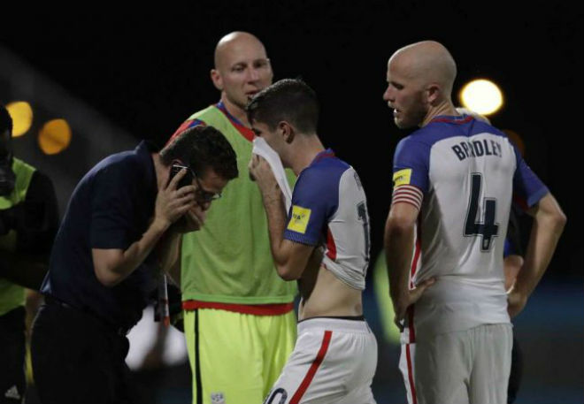 “Vết nhơ” World Cup: Nghi án Falcao hẹn “bán độ”, bàn thắng ma loại ĐT Mỹ - Ảnh 9.