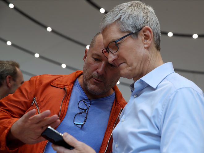 Trưởng bộ phận thiết kế của Apple: Ngày càng có nhiều người sử dụng iPhone sai cách - Ảnh 1.