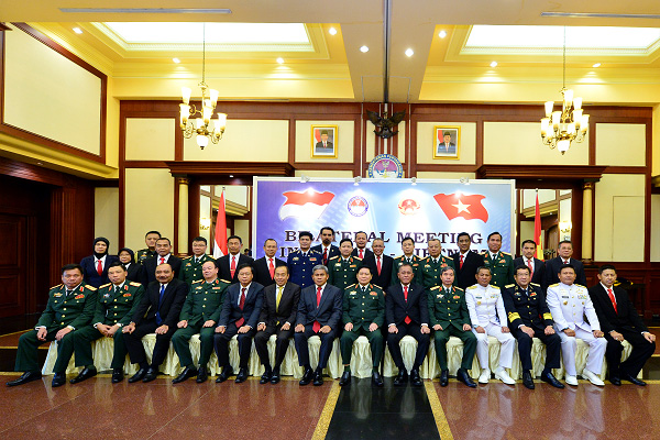 Việt Nam và In-đô-nê-xi-a ký Tuyên bố Tầm nhìn chung về hợp tác quốc phòng 2017 - Ảnh 1.