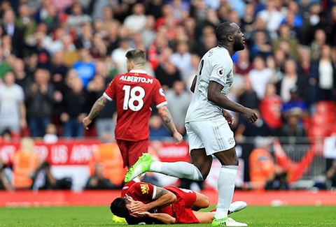 Mourinho mắng Lovren: ‘Miệng thì bảo quên đi nhưng mất tới 10 phút để càm ràm - Ảnh 1.