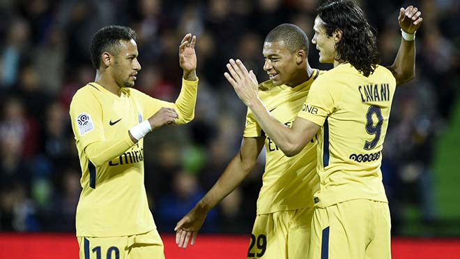 Thảm họa MU: Mê bộ ba Cavani-Mbappe-Neymar, Mourinho sẽ đến PSG - Ảnh 2.