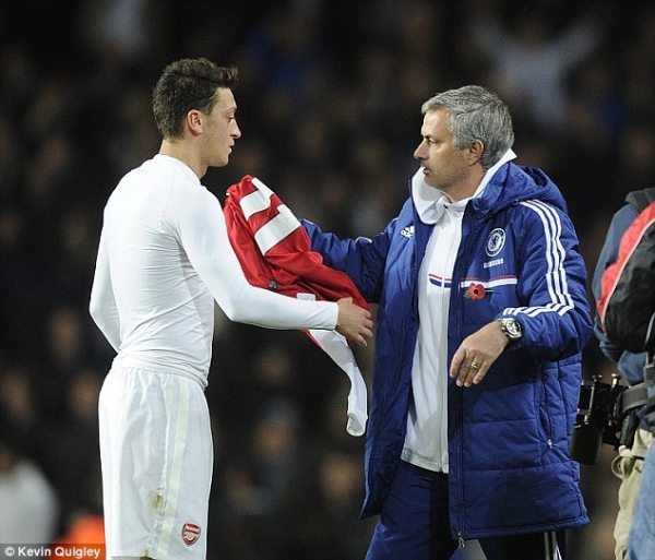 Ozil muốn tái hợp Mourinho: Thêm một lần nữa, Wenger là kẻ thua cuộc!  - Ảnh 2.