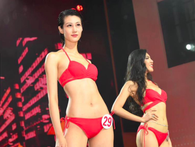 Cô gái U30 kém sắc đăng quang Hoa hậu Hoàn vũ Trung Quốc  - Ảnh 2.