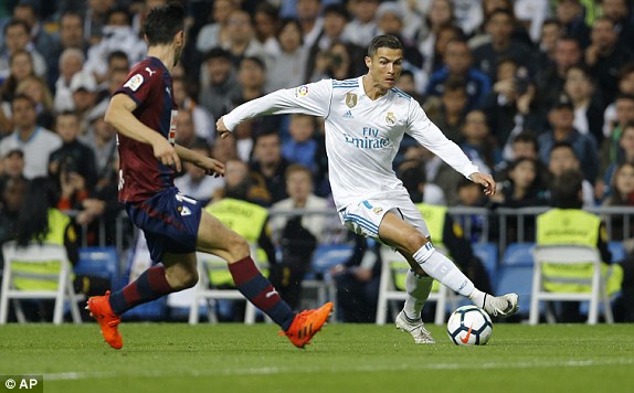 Bernabeu đã không còn là nhà của Ronaldo nữa rồi!  - Ảnh 1.