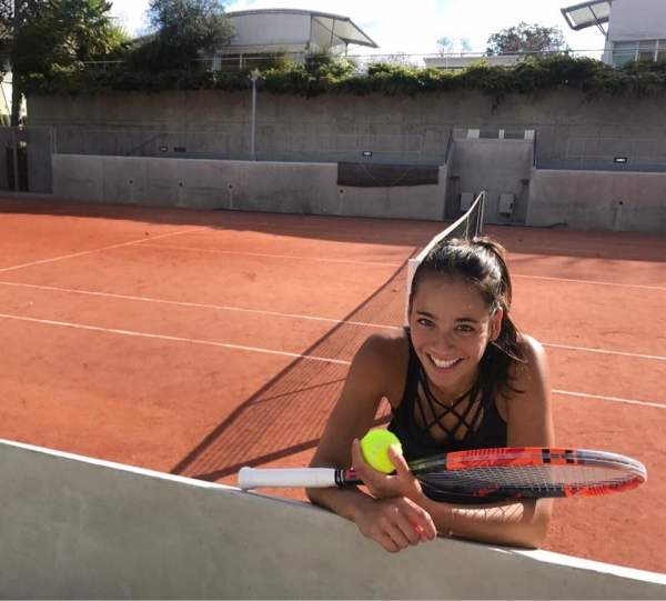 Hoa khôi quần vợt Pháp tiết lộ điều kiện đặc biệt để ‘hẹn hò’ Hoàng Nam - Ảnh 2.
