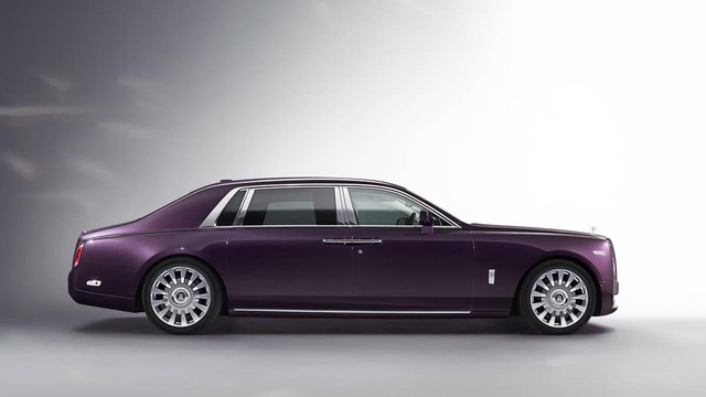 Cận cảnh siêu xe êm ái nhất hành tinh Rolls-Royce Phantom VIII - Ảnh 1.