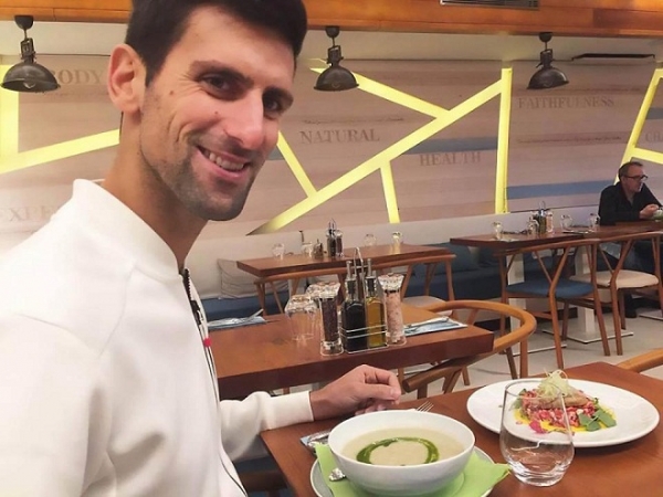 Novak Djokovic: Tình yêu và làm việc thiện giúp tôi lấy lại phong độ - Ảnh 2.