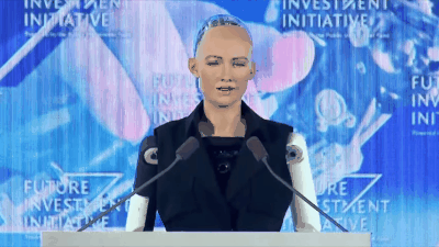 Những dấu hỏi lớn về quyền lợi của Sophia - robot được trao quyền công dân đầu tiên trên thế giới - Ảnh 3.