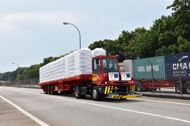 Singapore trở thành quốc gia đầu tiên của châu Á thử nghiệm xe tải tự lái - Ảnh 1.