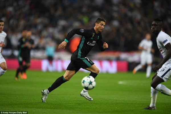 Ronaldo: ‘Tôi sẽ không ký hợp đồng mới với Real Madrid’ - Ảnh 2.