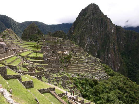 Những cảnh đẹp tựa bồng lai tiên cảnh có thật ở Peru - Ảnh 2.