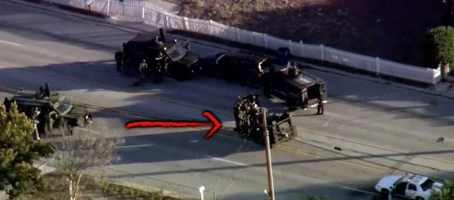 Chiêm ngưỡng chiếc xe bọc thép chuyên dụng để chống khủng bố của đặc nhiệm SWAT - Ảnh 1.