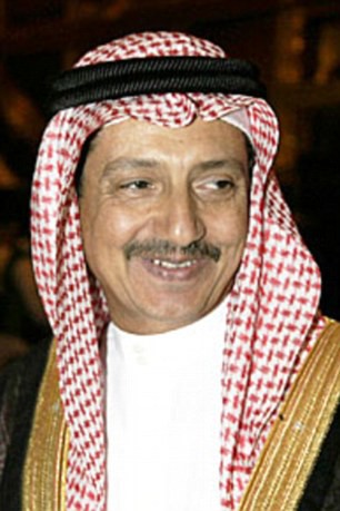 Thái tử Ả Rập Saudi chống tham nhũng: Bước đi quyết liệt trên con đường hồi sinh đất nước - Ảnh 1.