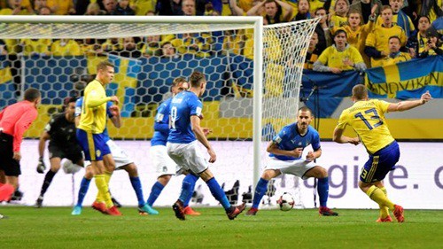 Italy có nguy cơ vắng mặt ở World Cup: Phía trước là vực thẳm... - Ảnh 1.