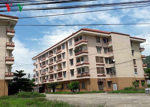 Nhà chung cư tại Đà Nẵng vừa mới sửa đã thấm dột - Ảnh 1.