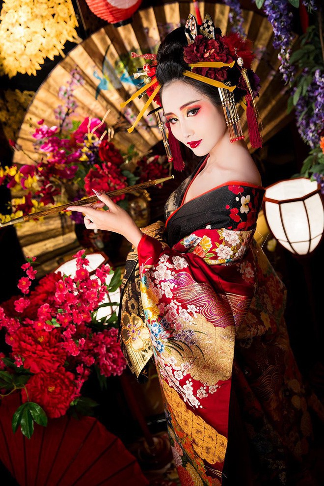 400 năm trước, những cô gái bán phấn buôn hương ở Nhật Bản đã có thu nhập khủng: 9 tỷ/năm - Ảnh 1.