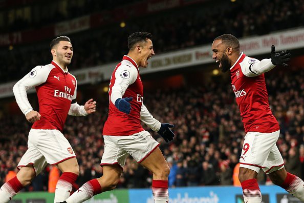 M.U coi chừng: Oezil thăng hoa dữ dội, hàng công GOAL của Arsenal đang rất mạnh - Ảnh 1.