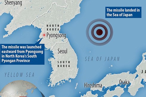 Độ nguy hiểm của tên lửa Hwasong-15 và cách đối phó của Hàn Quốc - Ảnh 1.