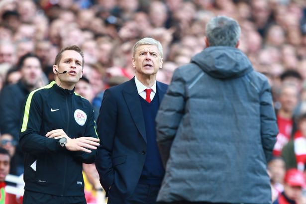 Arsene Wenger: M.U rất nguy hiểm, ngày càng giống đội bóng của Mourinho - Ảnh 1.