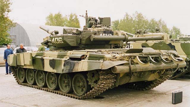 Khởi động xe tăng T-90 hay T-55: Yêu cầu tối thượng - Nhấn nút là nổ được ngay   - Ảnh 1.