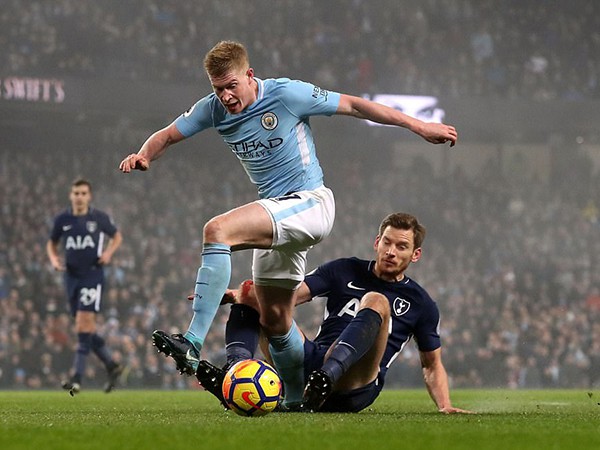 Pep Guardiola: ‘Tôi thực sự cạn lời khi lại phải ca ngợi De Bruyne’ - Ảnh 2.