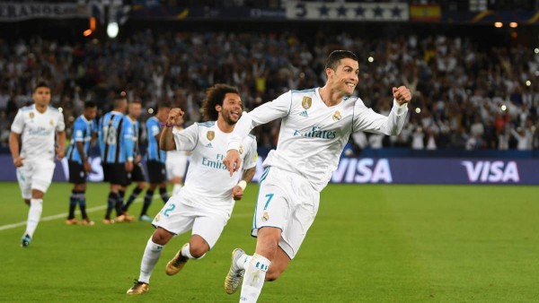 Còn lâu mới có chuyện Barca xếp hàng vỗ tay vinh danh Real Madrid dù Ronaldo ‘năn nỉ’ - Ảnh 1.