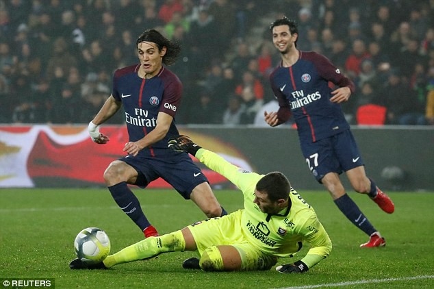 Neymar kiến tạo, Cavani và Mbappe ghi bàn, PSG vô địch lượt đi Ligue 1 - Ảnh 2.