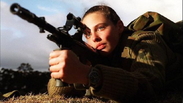 12 quốc gia có nữ quân nhân đẹp nhất thế giới - Ảnh 16.