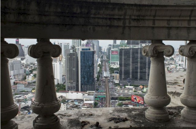 Tòa cao ốc ma giữa lòng Bangkok, minh chứng cho cuộc khủng hoảng tài chính châu Á  - Ảnh 1.