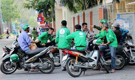 Truy thu thuế Grab, Uber: Có thể sẽ phải cưỡng chế! - Ảnh 1.