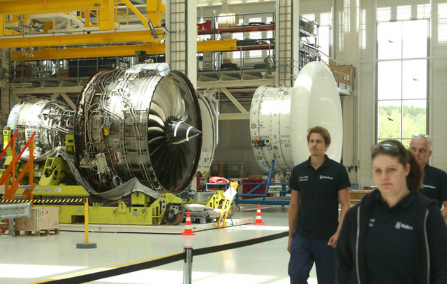 Đột nhập nhà máy của Rolls-Royce – nơi sản xuất một trong những loại động cơ máy bay sạch và thân thiện với môi trường nhất - Ảnh 11.