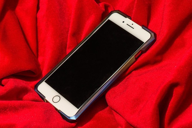 Chiếc vỏ ốp iPhone X làm bằng titanium có giá đắt hơn cả iPhone X - Ảnh 11.