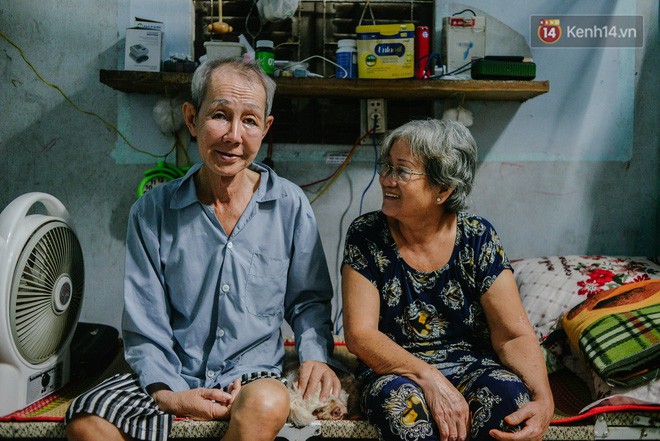 Chuyện đời của “cô đào” chuyển giới lớn tuổi nhất Việt Nam: Nửa đời hương phấn và sự đùm bọc của người bạn già tri kỷ - Ảnh 11.