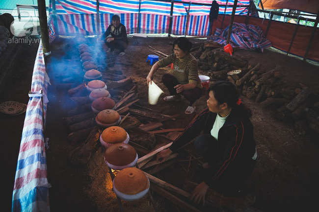 Về làng Vũ Đại thưởng thức món cá kho nồi đất độc quyền ngon nức lòng những ngày giáp Tết - Ảnh 12.