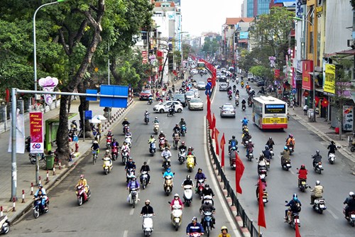 Ngày đầu đi làm sau Tết: Nơi ùn tắc, nơi thông thoáng - Ảnh 12.