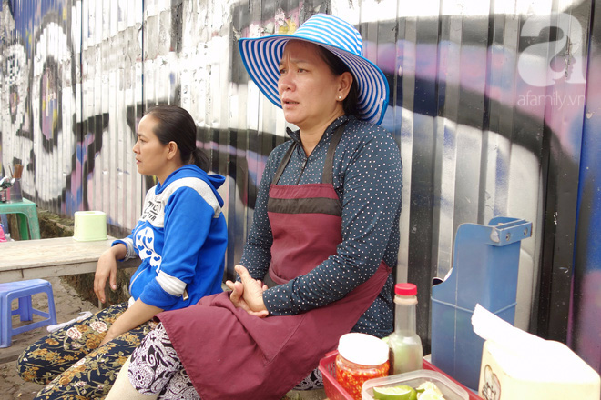  Bò và Vịt đôi chị em bán hàng dễ thương nhất Sài Gòn: Thân như ruột thịt, đắt thì đắt chung, ế cũng ế cùng - Ảnh 12.