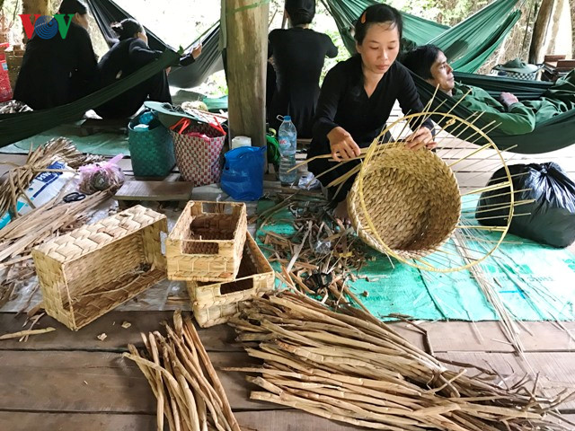 Đến Xẻo Quýt mùa nước nổi ngắm hoang sơ, nghe quá khứ hào hùng - Ảnh 11.