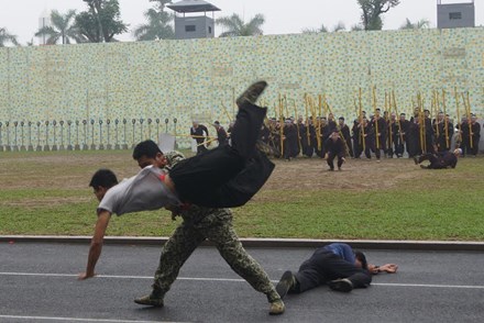 Những tuyệt kỹ võ thuật của đặc công Việt Nam - Ảnh 13.