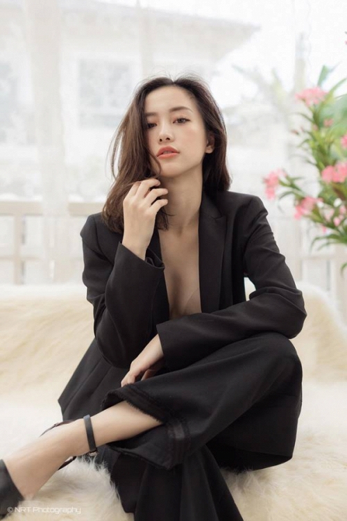 Jun Vũ: Từ hot girl trà sữa thuần khiết đến nàng mẫu sexy, đầy gợi cảm - Ảnh 13.