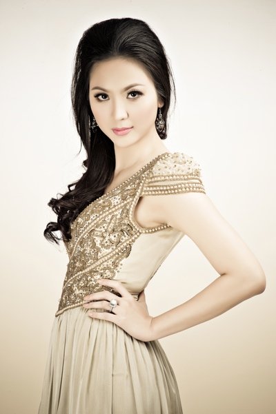 Nhan sắc đáng ngưỡng mộ của Hoa hậu U40 Phan Thu Ngân - Ảnh 14.