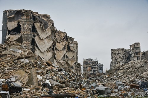 Công binh Nga cày xới từng mét đất Aleppo - Ảnh 14.