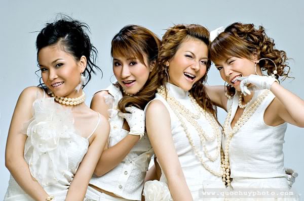 Xem lại phong cách thời trang những năm 2000 của 3 girlgroup đình đám: HAT, Mắt Ngọc, Mây Trắng - Ảnh 18.