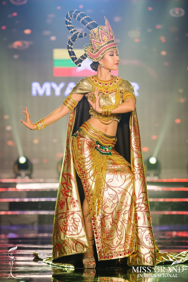 Chuyện hy hữu: BTC Miss Grand International công bố nhầm Top 1 bình chọn Trang phục dân tộc giữa Việt Nam và Indonesia - Ảnh 15.