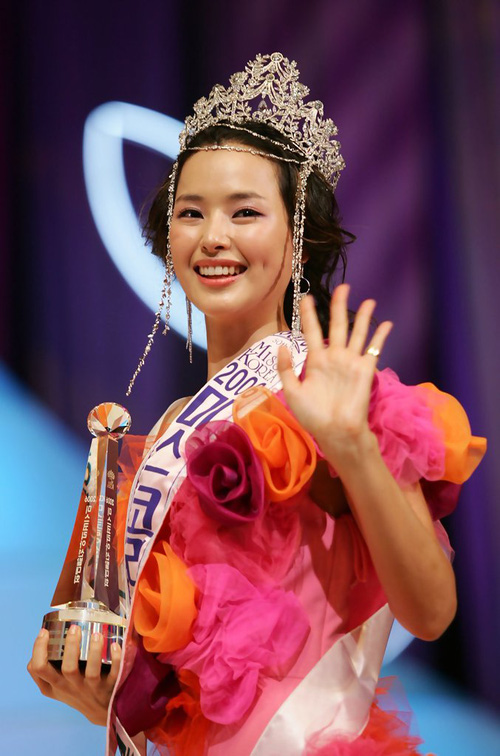 Top Hoa hậu Hàn Quốc huyền thoại: Người trở thành nữ đại gia showbiz, kẻ tuột dốc thảm hại vì thẩm mỹ - Ảnh 17.