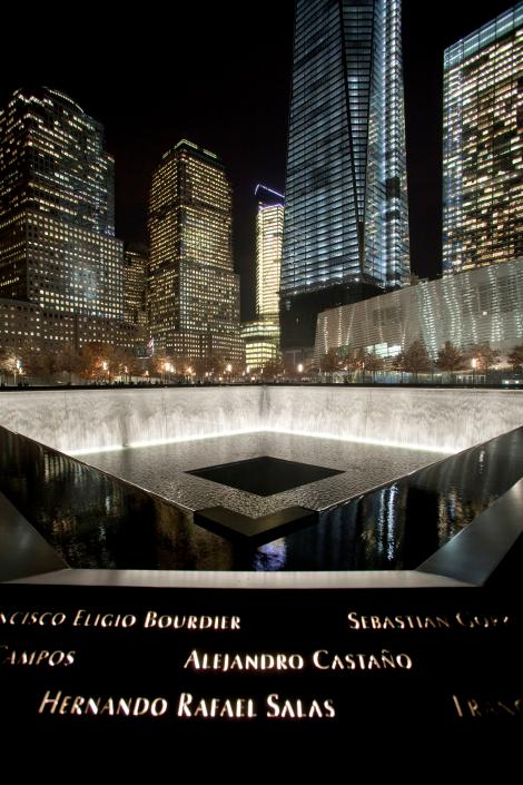 Những hình ảnh khiến nước Mỹ không thể quên vụ khủng bố 11/9 - Ảnh 18.