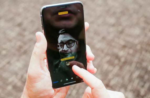 Cnet đánh giá iPhone X: FaceID hoạt động tốt, đã có thể quên đi nút Home - Ảnh 19.