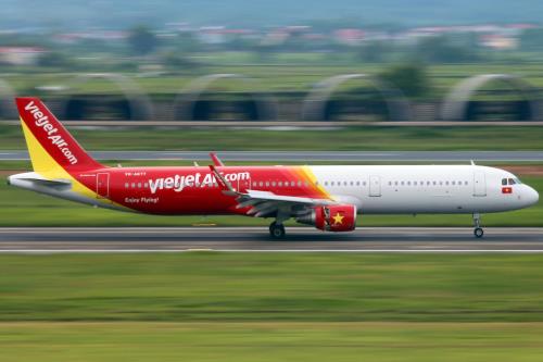 Vietnam Airlines và Vietjet Air: Hãng nào chiếm thị phần hàng không Việt Nam? - Ảnh 2.