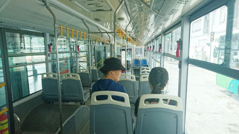 Buýt nhanh BRT Hà Nội đang chẳng giống ở đâu? - Ảnh 3.