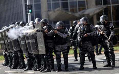 Thủ đô Brazil bạo động, tổng thống triển khai quân đội - Ảnh 2.