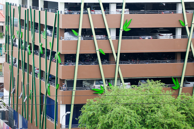 Cao ốc Thuận Kiều Plaza bỏ hoang bỗng lột xác với màu xanh lá nổi bật tại trung tâm Sài Gòn - Ảnh 3.